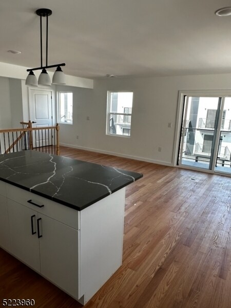 Foto del edificio - 750 Seaport Dr.