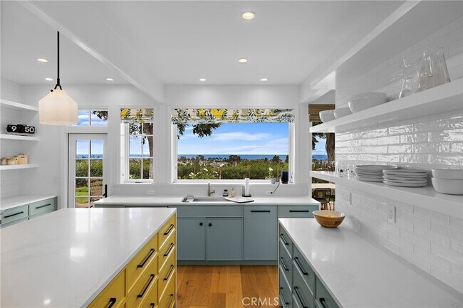 Foto del edificio - 3007 Harbor View Dr