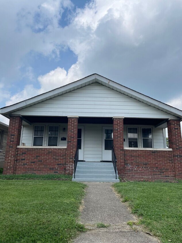 Foto principal - 5250 E St Joseph St