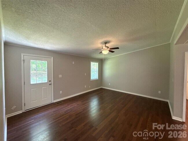 Foto del edificio - 8209 Terra Linda Ln