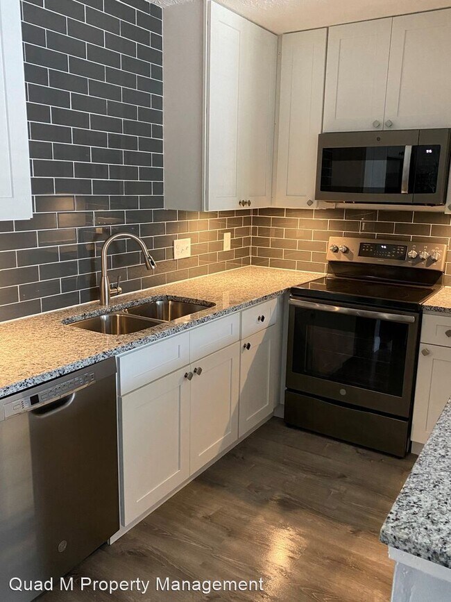 Foto del edificio - 3823-3853 Copperfield Pl