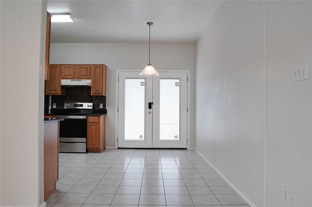 Building Photo - 7108 Park Creek Cir W