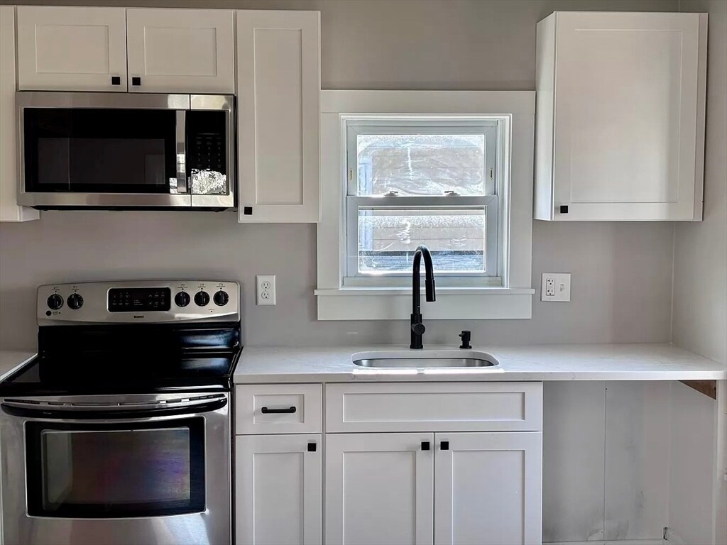 Primary Photo - 19 Orchard St