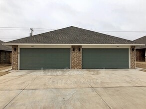 Building Photo - 1421 MacAlpine St