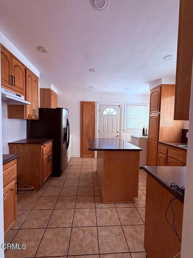 Foto del edificio - 1030 W 84th St