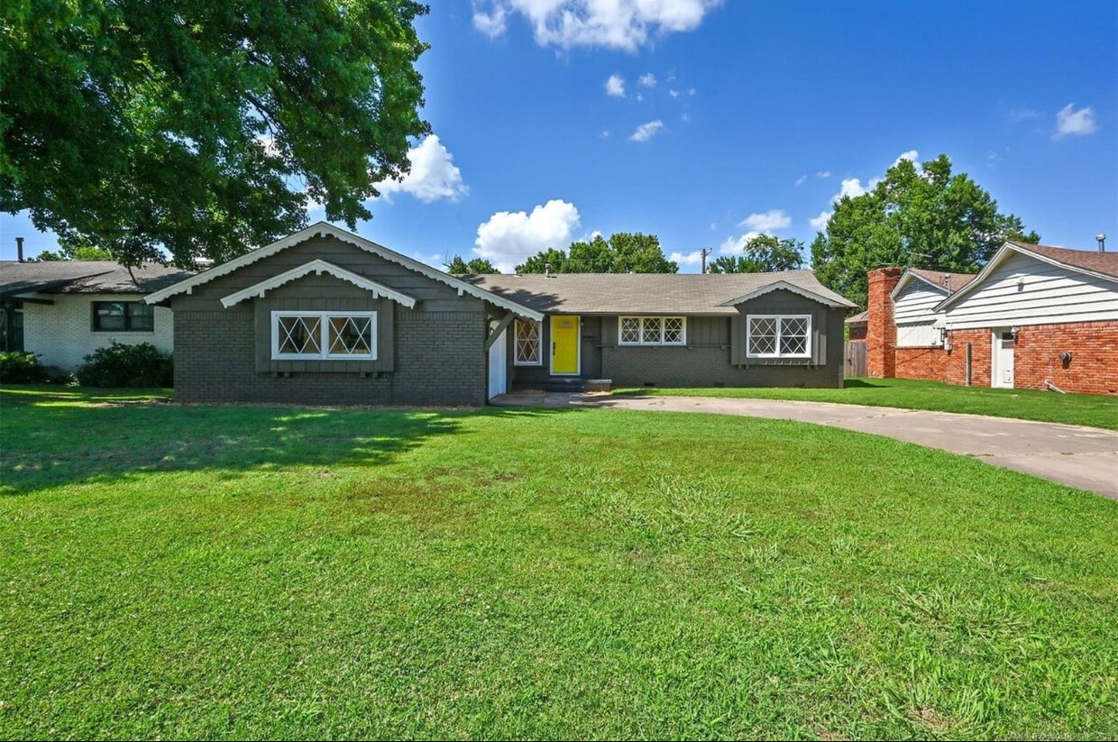 Foto principal - 4643 E 59th St