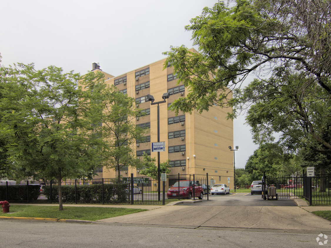 Foto del edificio - Ada S. Mckinley Apartments