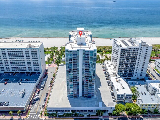 Foto del edificio - 2655 Collins Ave