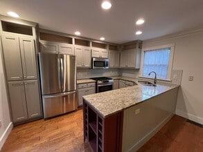 Building Photo - 243 S Palatine Hill Rd