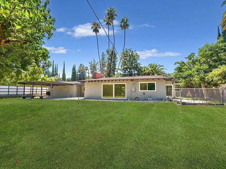 Foto principal - 19829 Wells Dr