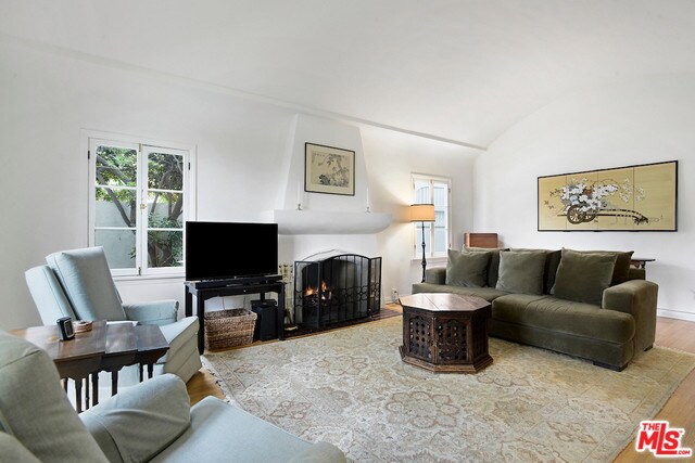 Foto principal - 6440 Drexel Ave