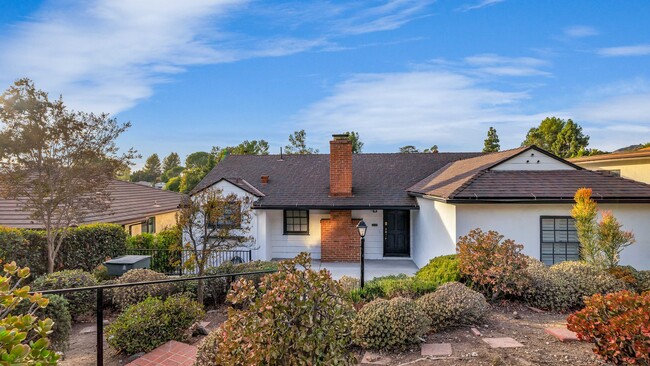 Foto del edificio - Beautiful Pasadena Hilltop Home