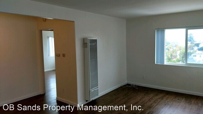 Foto del edificio - 2300-2310 Chatsworth Blvd