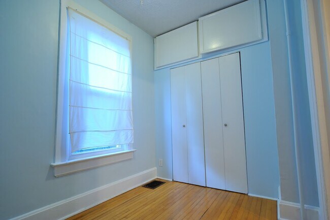 Foto del edificio - 432 Ferdinand Ave