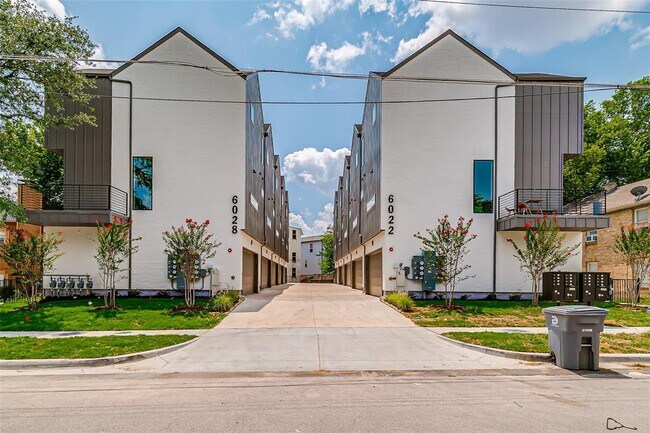 Foto del edificio - 6028 Lewis St