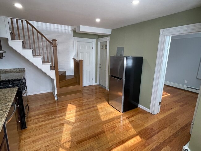 Building Photo - 233 Broadway