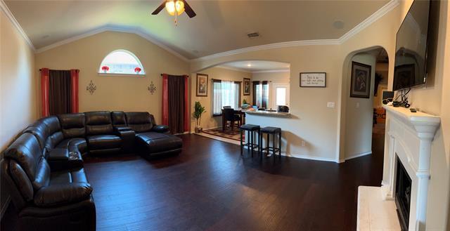 Foto del edificio - 4805 Green River Dr