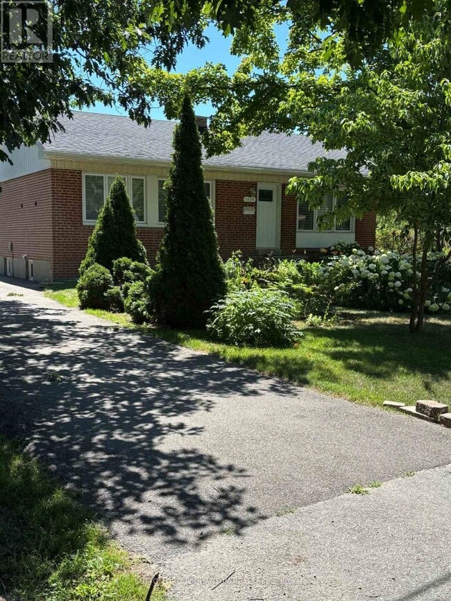 Building Photo - 1434 Constance Dr