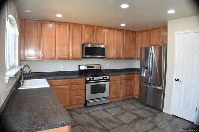 Foto del edificio - 8305 Cedar Chase Dr