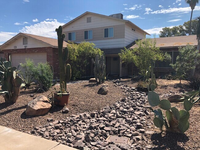 Foto del edificio - 2715 S Cottonwood