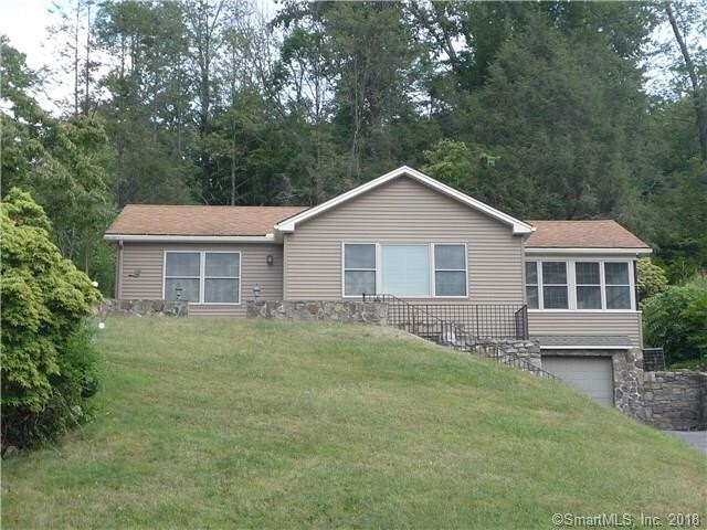Building Photo - 807 Candlewood Lake Rd S
