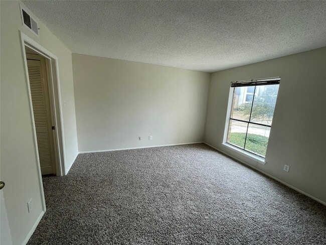 Photo - 11480 Audelia Rd House