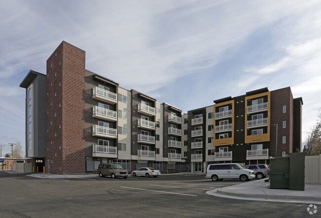 Center Court Apartments Murray Ut Building Photo Center Court Apartments