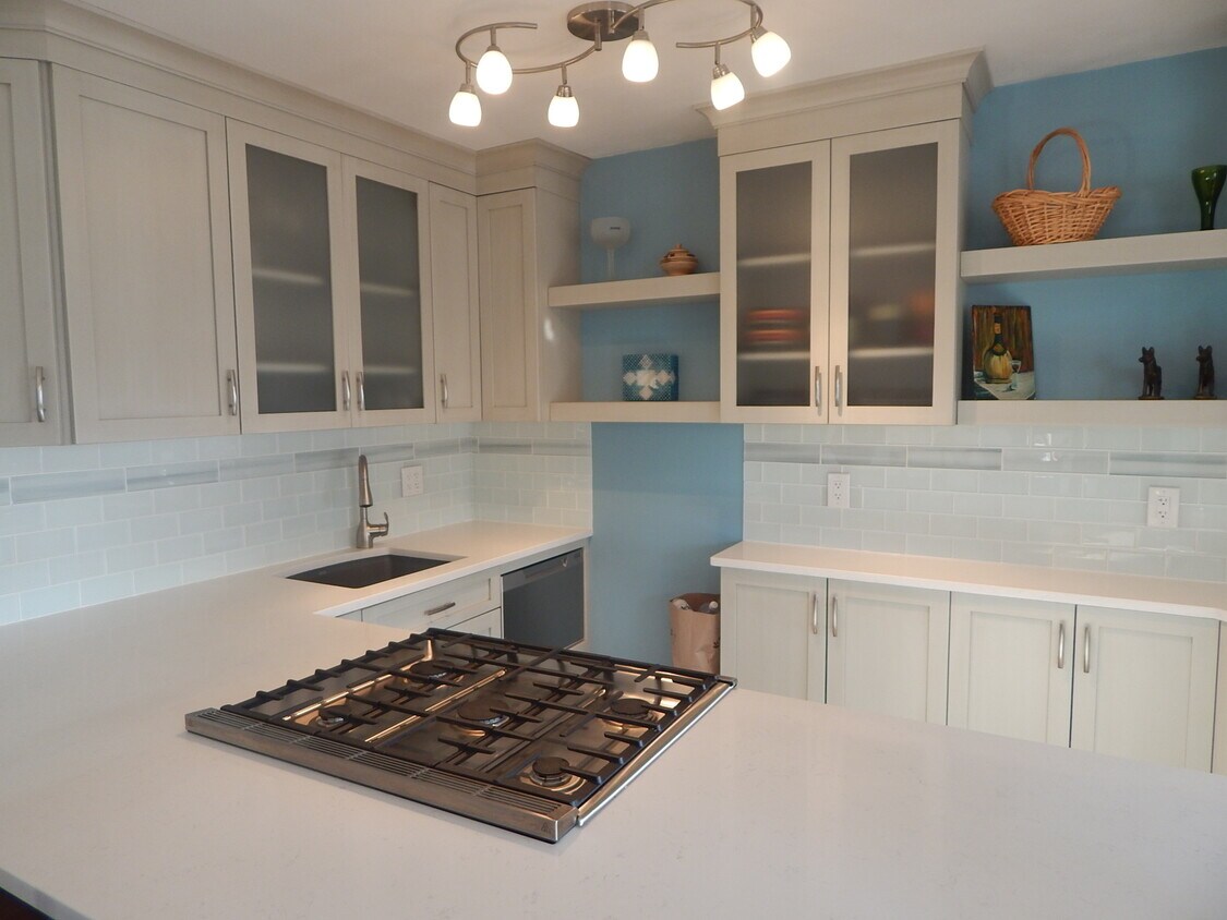 240 S Broadway Unit 2D, Tarrytown, NY 10591 Condo for Rent in