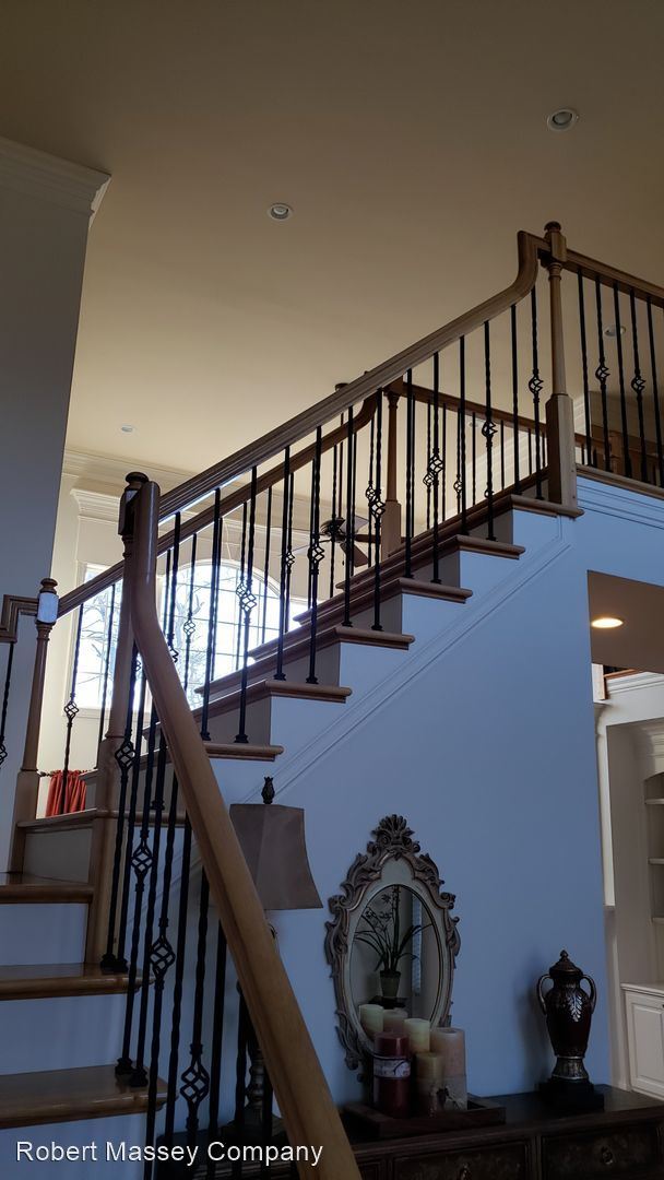 Foto del edificio - 5 br, 4.5 bath House - 5407 Merribrook Lane