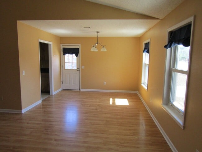 Building Photo - 1201 Desert Storm Dr