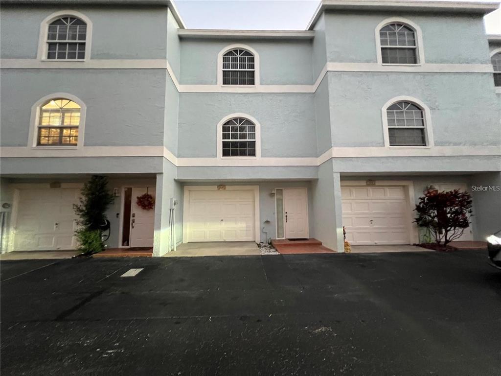 Primary Photo - 751 Pinellas Bayway S