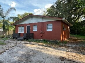 Building Photo - 5036 College Dr