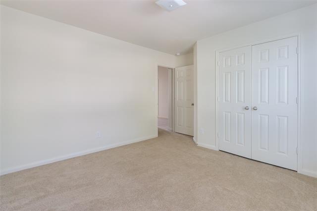 Foto del edificio - 128 Oriole Dr