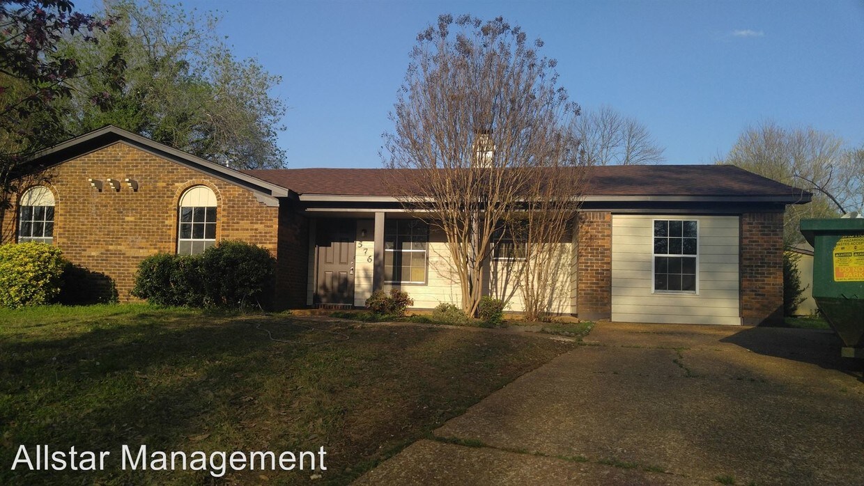 Primary Photo - 4 br, 2 bath House - 5767 Red Bud