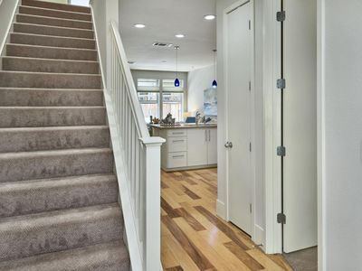 Building Photo - 830 Altaire Walk