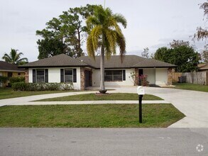 Building Photo - 1507 Hollyhock Rd