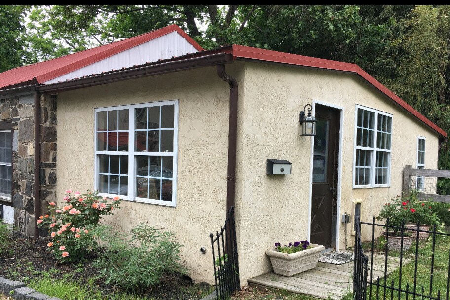 Primary Photo - 1316 Sumneytown Pike