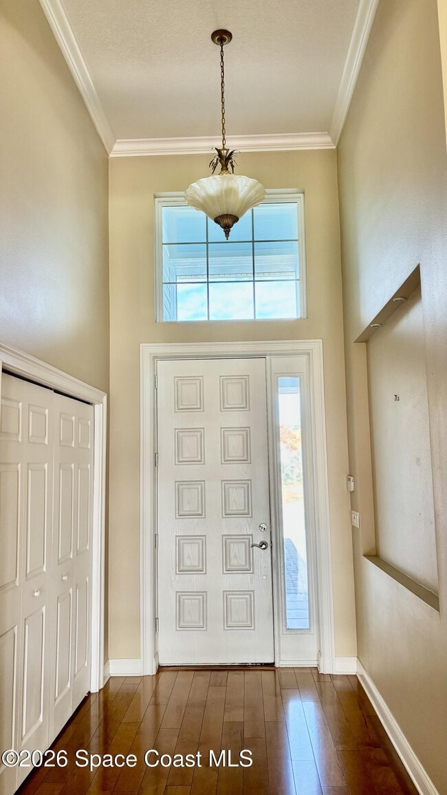 Foto del edificio - 1685 Charles Ln