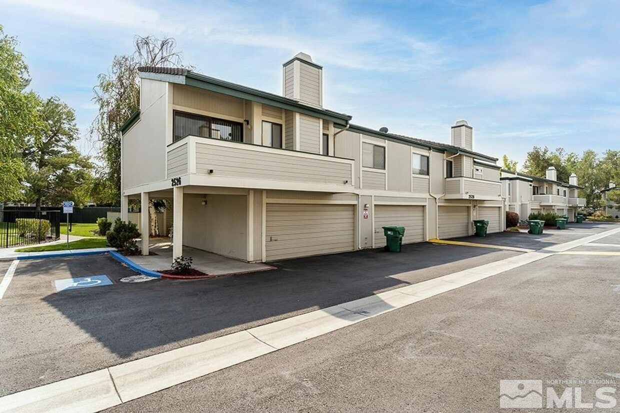 2526 Sunny Slope Dr, Sparks, NV 89434 House Rental in Sparks, NV