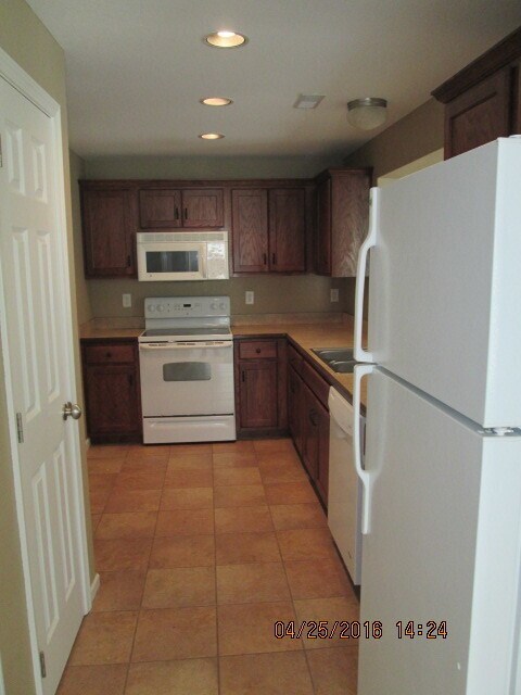 Foto del edificio - Spacious Townhouse