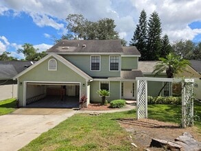 Building Photo - 1232 Woodridge Ct