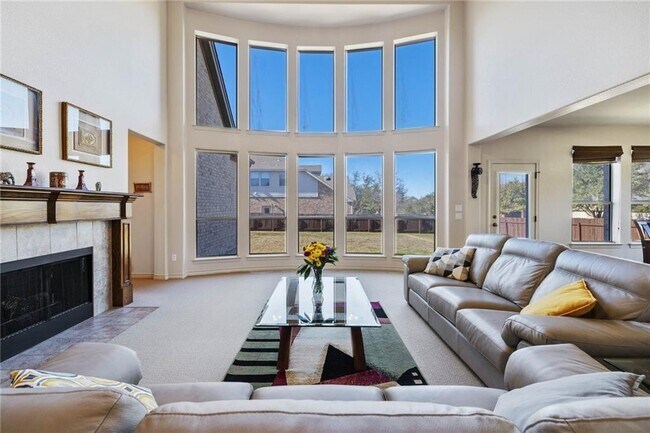 Building Photo - 601 Riley Trl