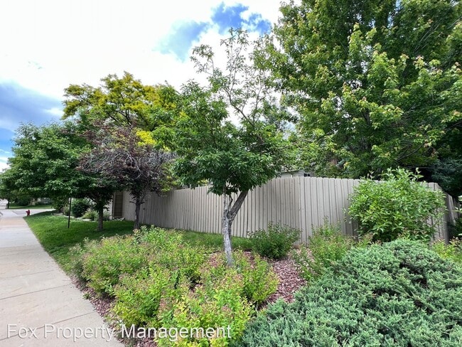 Foto del edificio - 5 br, 3.5 bath House - 609 Briggs Place