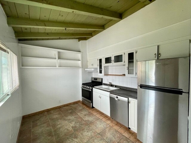 Kitchen and Eating Area - 1063 Dover Ln