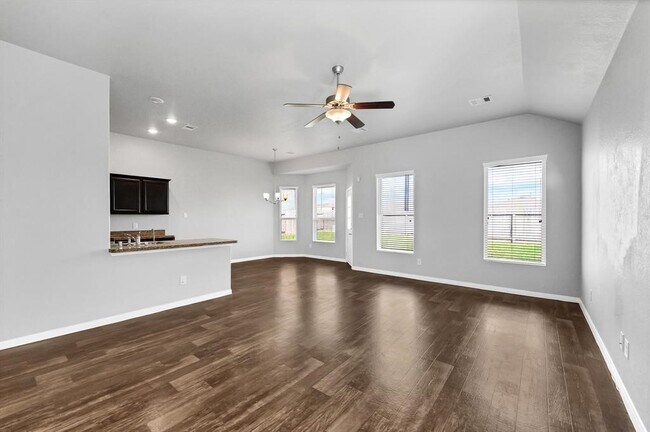 Foto del edificio - 5234 Jasmine Valley Ct
