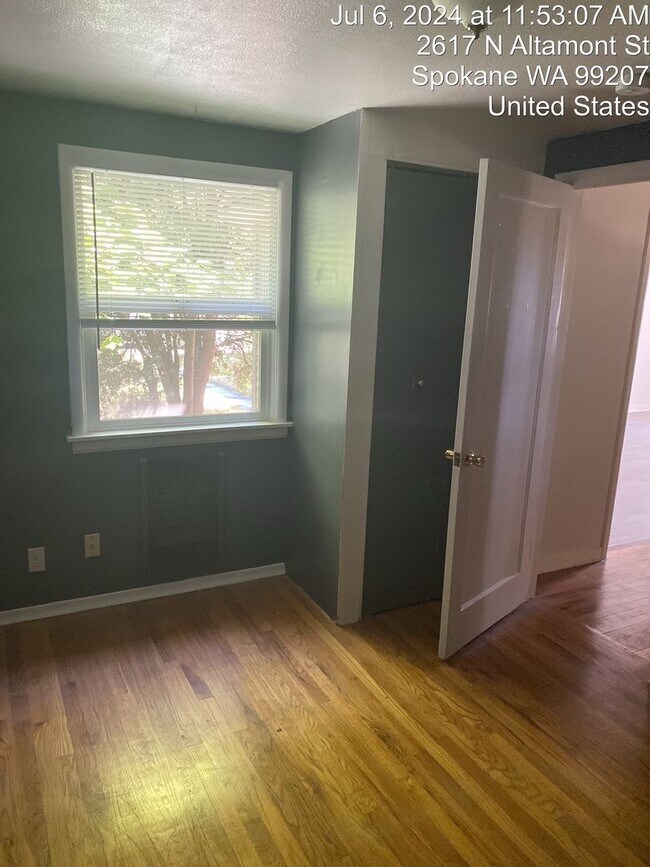 Foto del edificio - 2617 N Altamont St