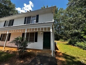 Building Photo - 242 Highland Park Dr