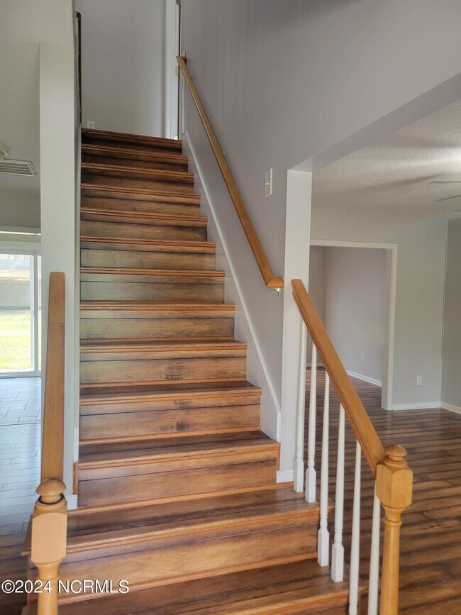 Building Photo - 445 NC-172
