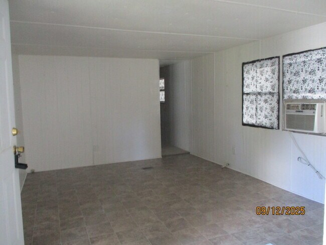 Foto del edificio - 2113 Brantley Rd