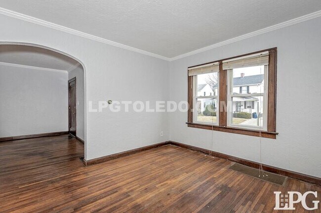 Foto del edificio - 2517 Montebello Rd